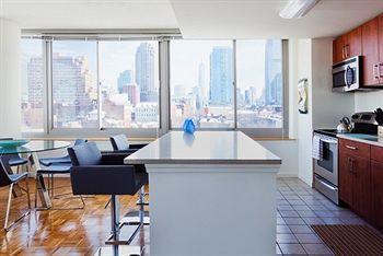 Sky City Apartments New York Exterior photo